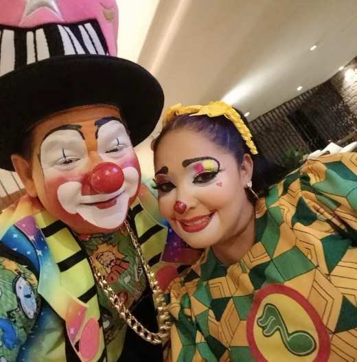 Jitomatito con niños